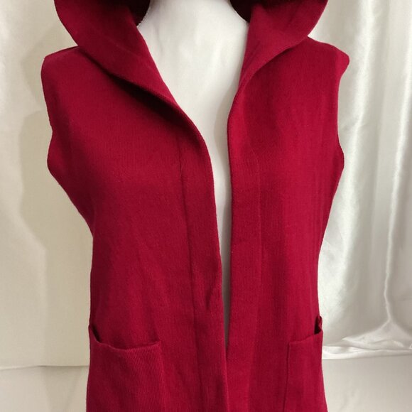 Hooded Sleeveless Red Knit Vest With Lace-Up Back Detail- size L Womens Open Fro - Picture 2 of 9